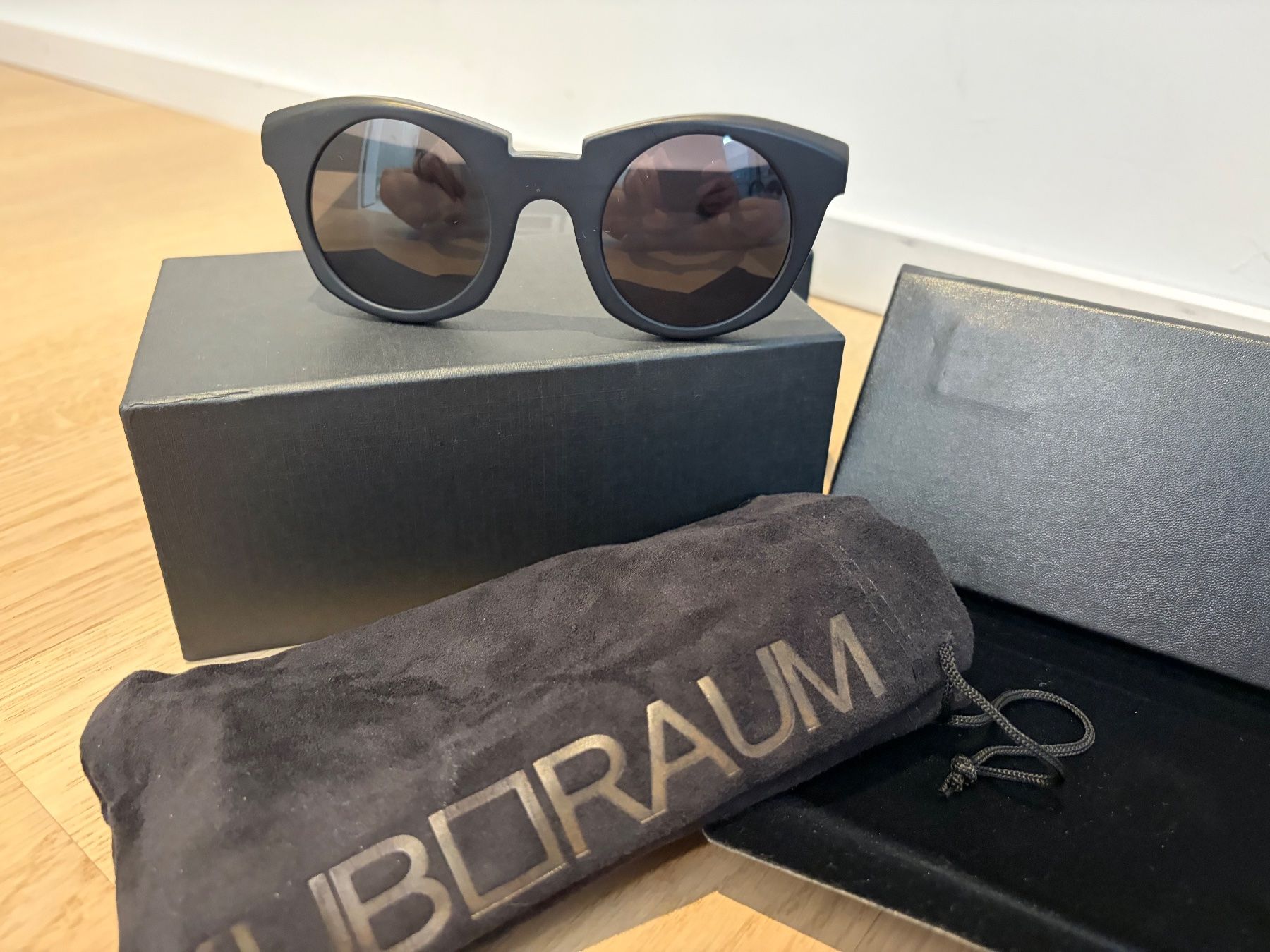 Occhiali & Lenti: Kuboraum Sun Glasses New – Nuovo e nell'imballaggio originale da Zürich venduto da jdp99