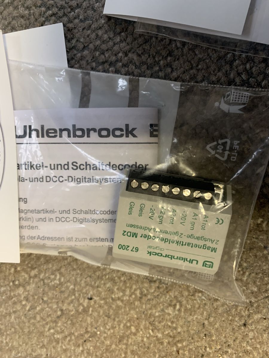 Uhlenbrock Modellini di ferrovie: Digital Decoder Schalt-Magnetartikel,Uhlenbrock,H202 – Usato da Winden venduto da EmilNeu 1