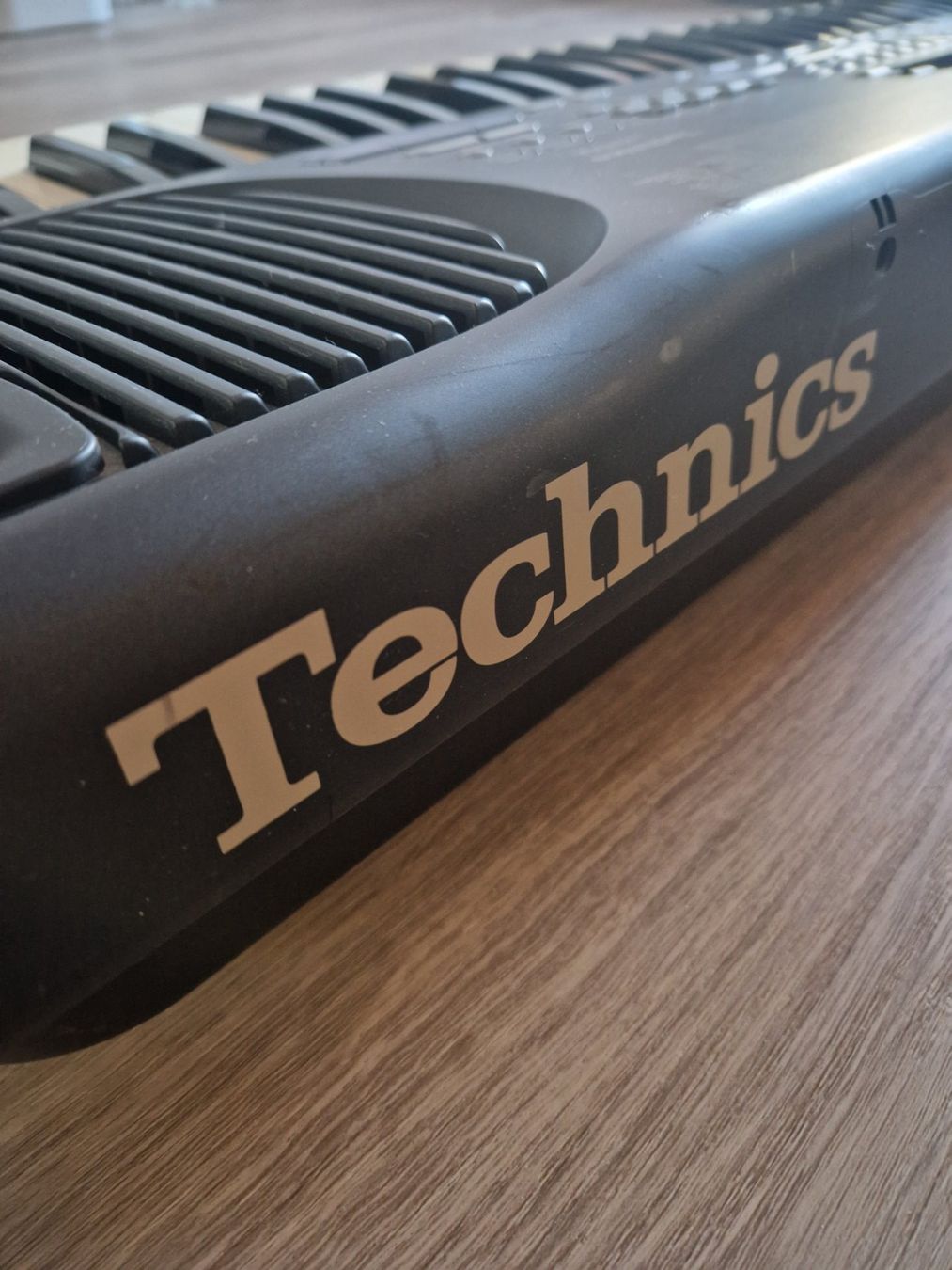 Technics Strumenti musicali: Keyboard - Technics SX-KN701 – Usato da Fällanden venduto da McSunny 2