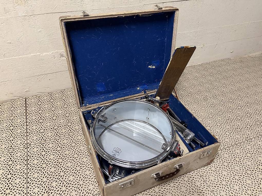 Strumenti musicali: Marschsnare mit Ständer – Usato da Zürich venduto da SuperSeven2.0 1