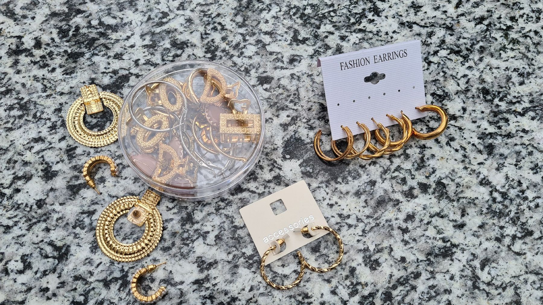Altri gioielli: Diverser Modeschmuck, teilweise umgetragen – Usato da Suhr venduto da andreas_2008