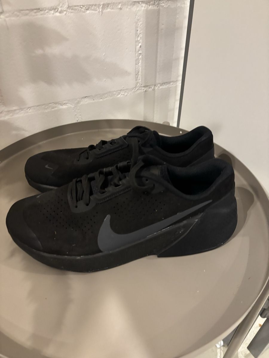 Nike Scarpe da uomo: Nike Sneaker schwarz Gr. 42 Herren – Nuovo (secondo la descrizione) da Zürich venduto da ale_tvn8 1