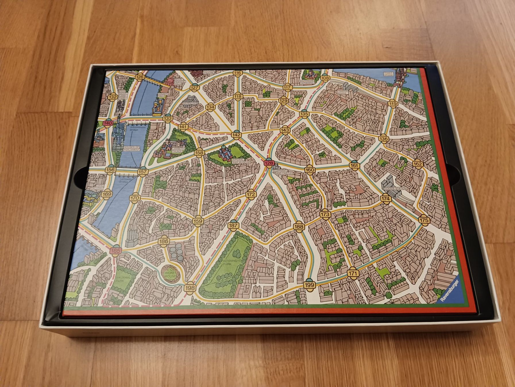 Ravensburger Giochi: Ravensburger - Scotland Yard – Usato da Densbüren venduto da H-76 4