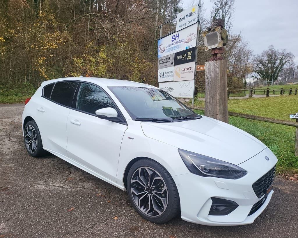 Ford Automobili: Ford Focus 1.0 SCTi ST-Line – Usato da Estavayer-le-Lac venduto da Pwele 1