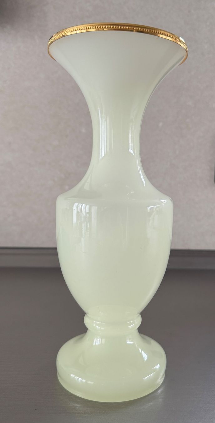Murano Vasi & Recipienti: Murano Glasvase Opalinglas – Usato da Frauenfeld venduto da gabri001