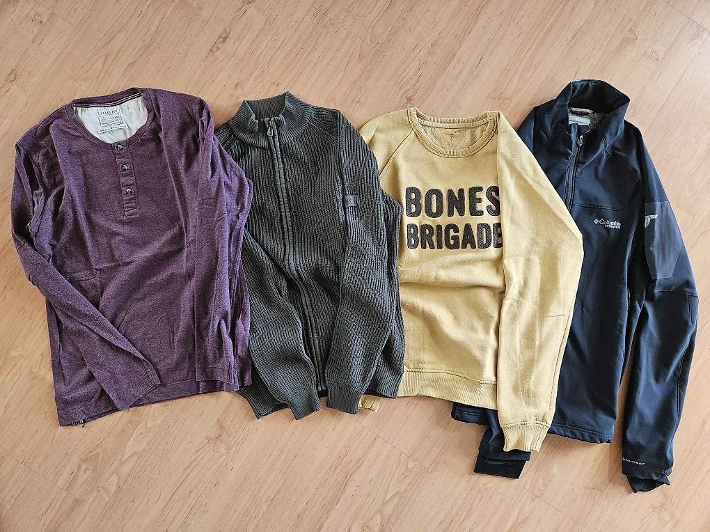 Lotti di vestiti: Männer- Kleiderpaket M verschiedene Marken – Usato da Schenkon venduto da Leoendli