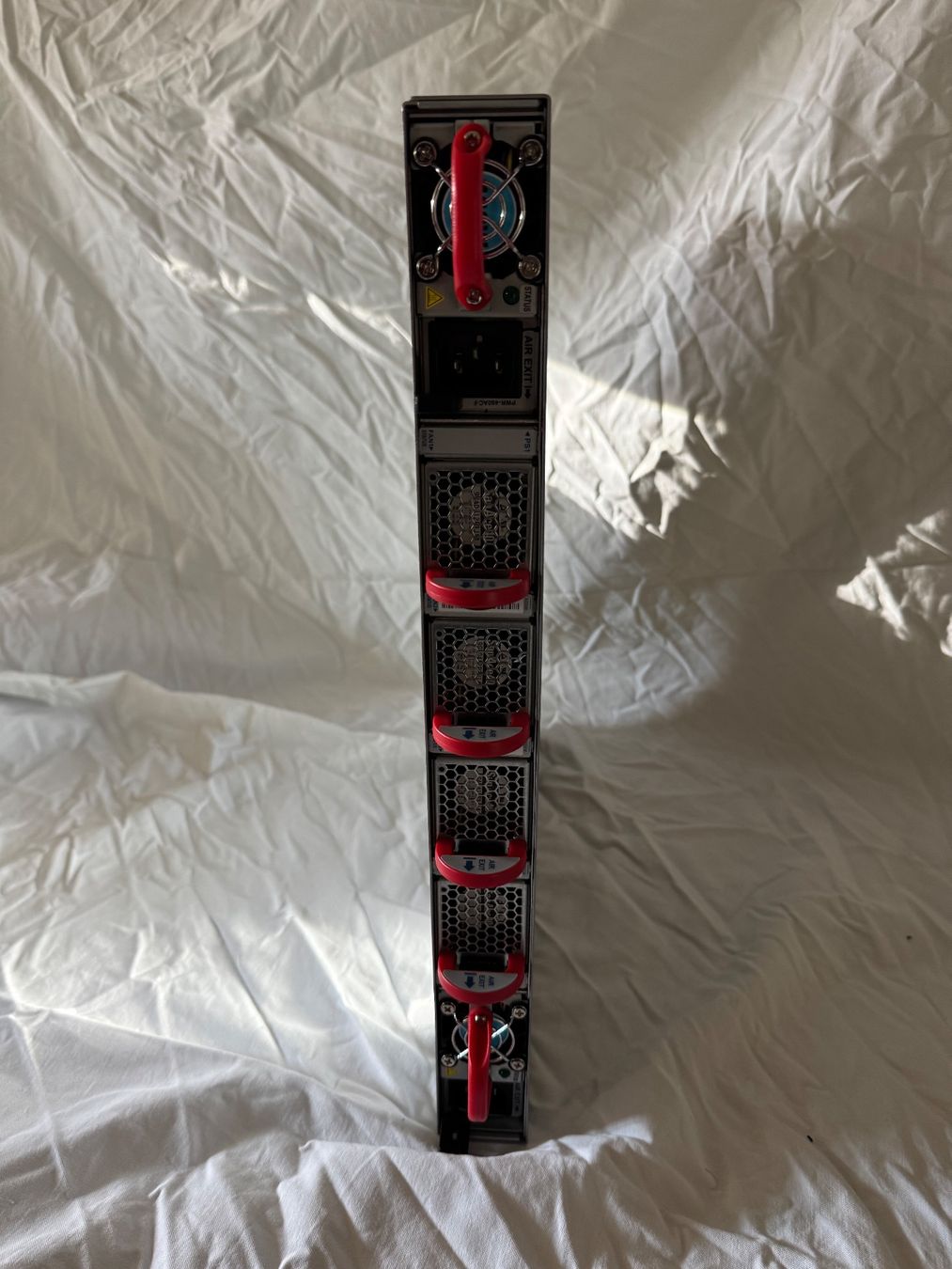 Hubs & Switches: Arista Switch 7050-Q16 – Gebraucht aus Steffisburg von BOT-42 4