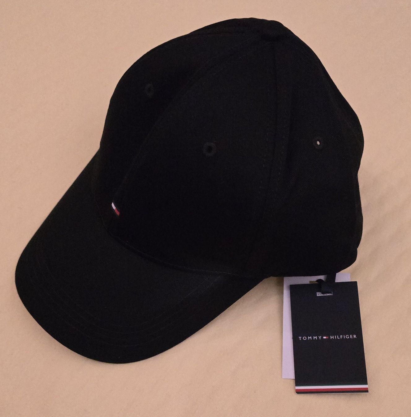 Tommy Hilfiger Altro in  Abbigliamento & Accessori: Tommy Hilfiger Cap Schwarz – Usato da Winterthur venduto da Versus0 2