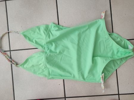 Neu Badekleid gr 152