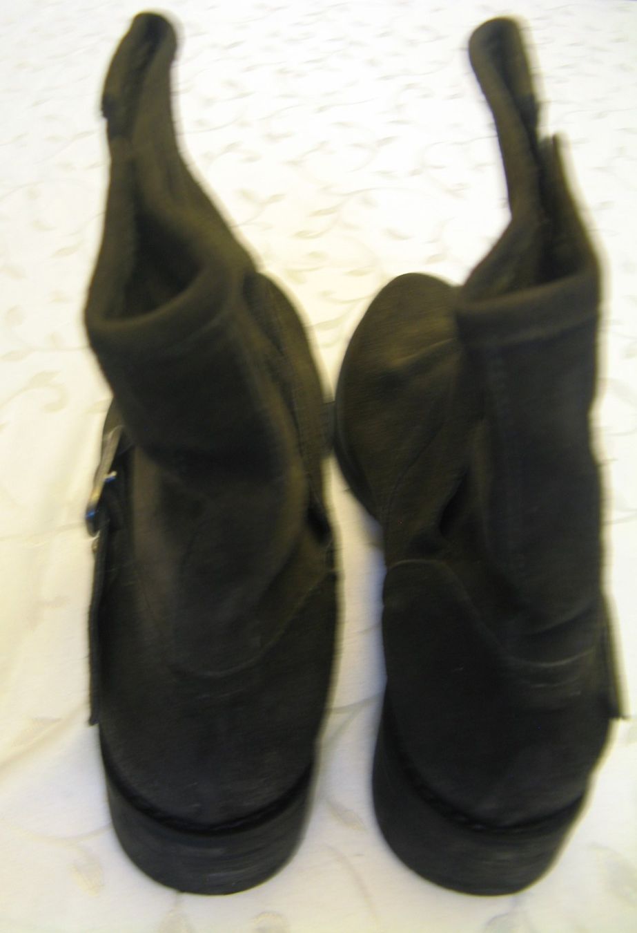 Scarpe da donna: Damenstiefel Wildleder Grösse 41 – Nuovo (secondo la descrizione) da Frauenfeld venduto da Interessent1 1