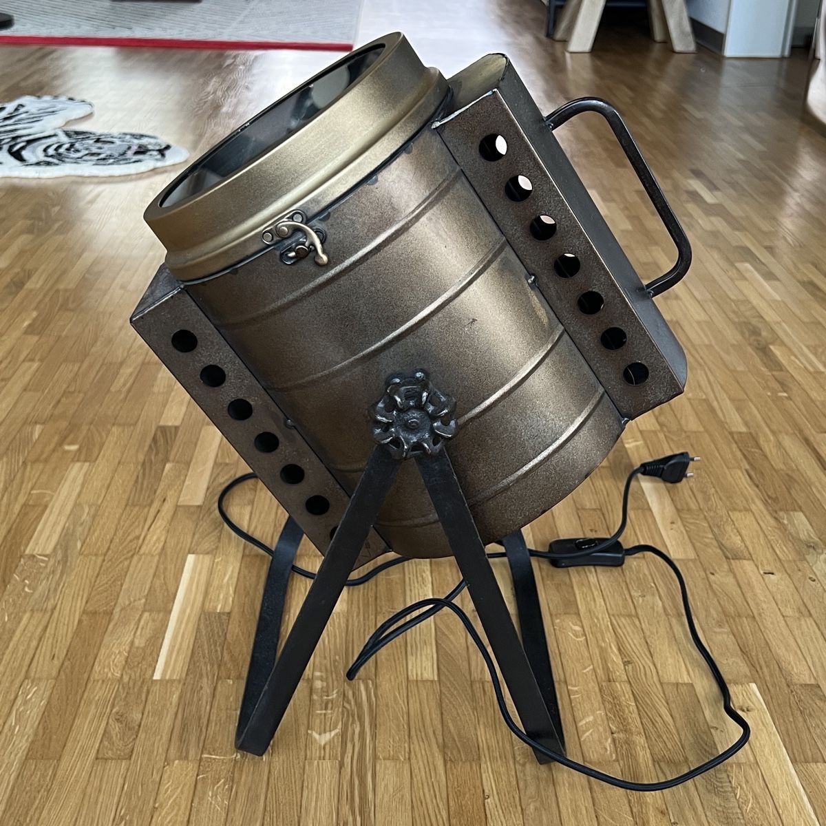 Maisons du monde Lampade: Industrial Scheinwerfer Lampe Metall – Usato da Schlieren venduto da 80erchind 1