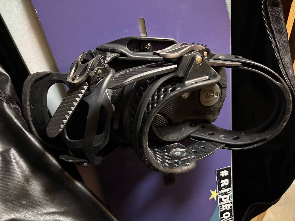 Burton Bindungen: Burton Lexa snowboard bindings – Gebraucht aus Aubonne von ann_wz55 1