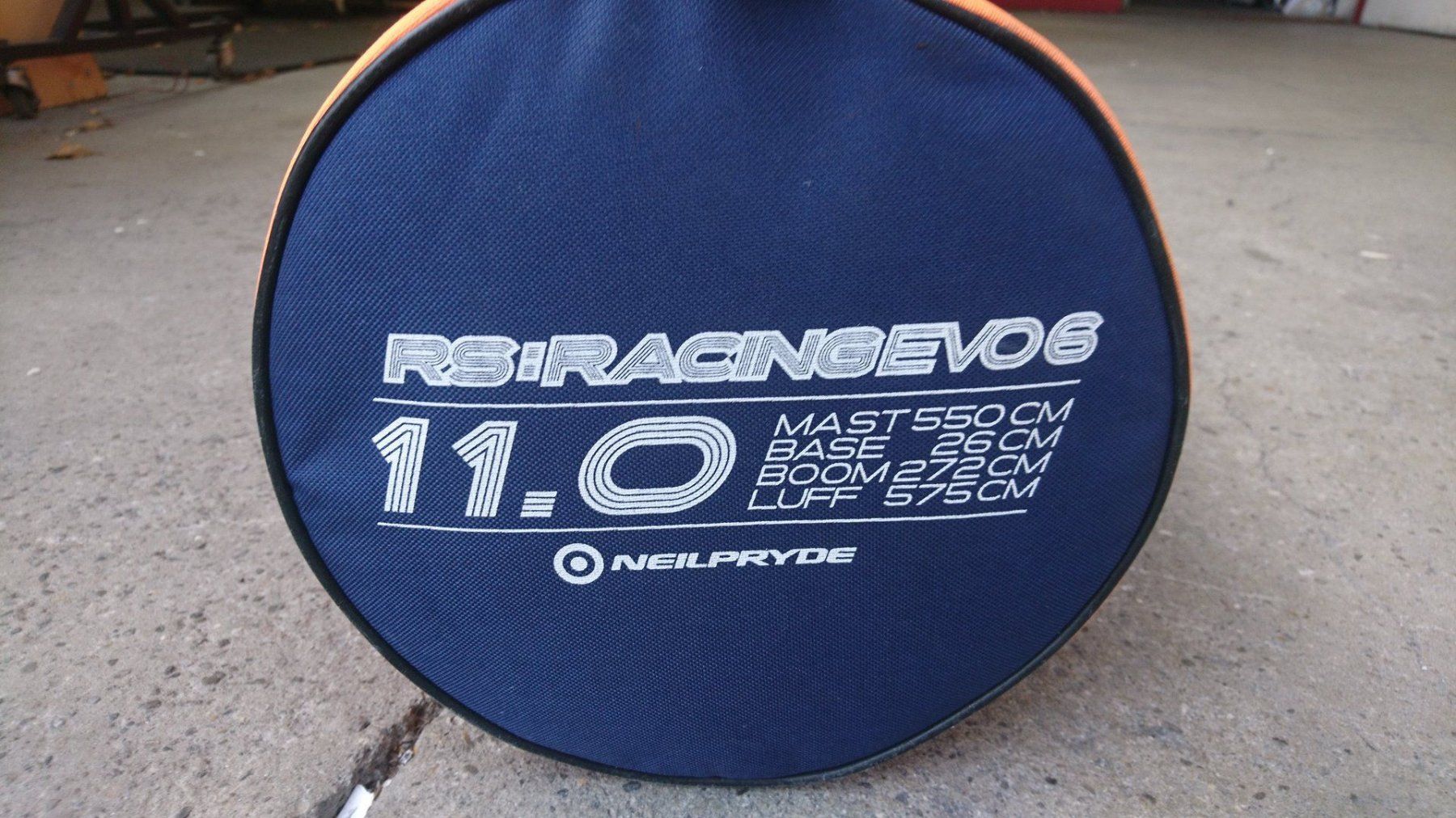 Surf: Windsurfsegel NeilPryde RS EVO 6 11m2 – Usato da Lenzburg venduto da Threesixty 2