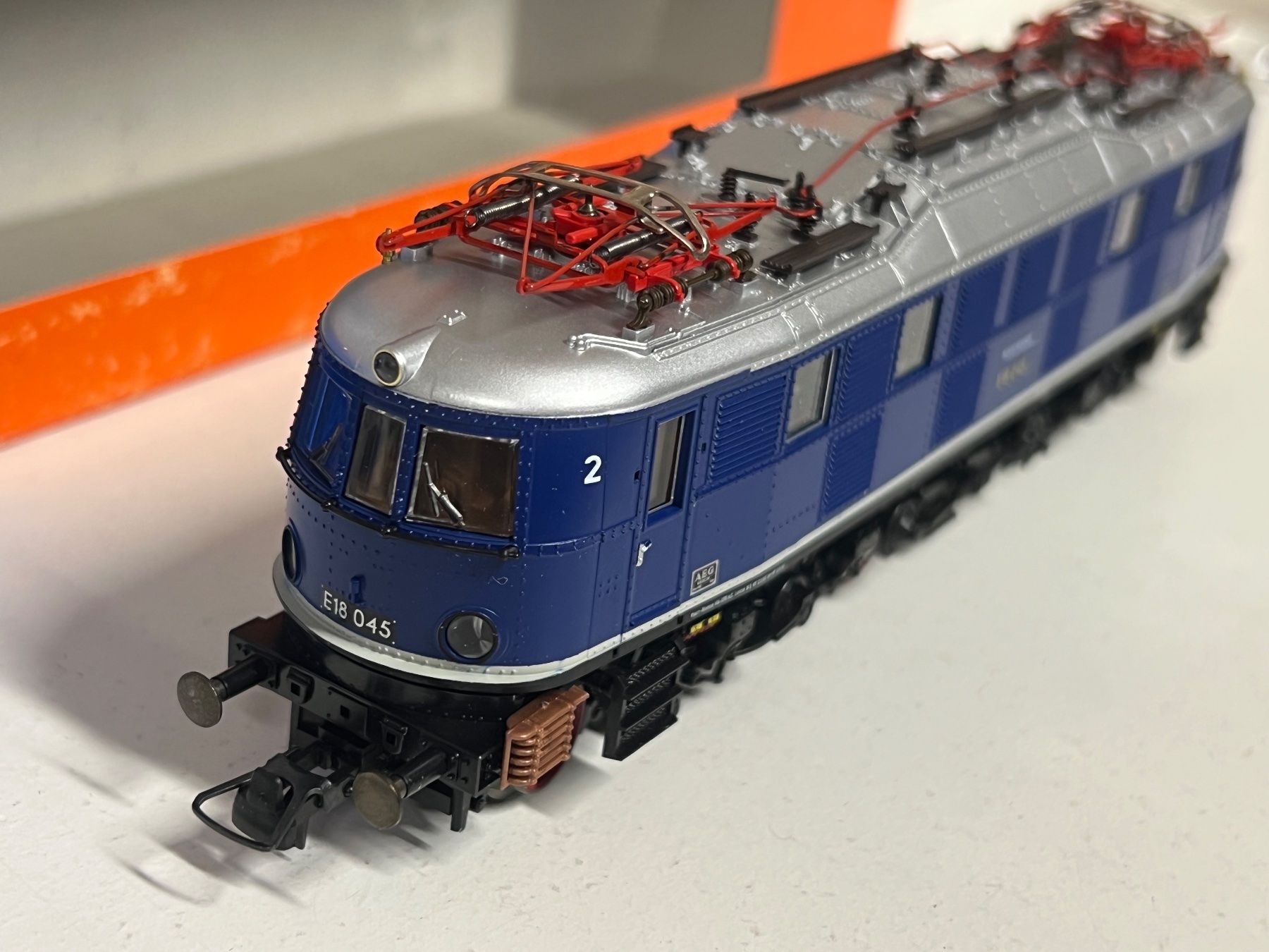 Roco Modellini di ferrovie: Roco 43972 DB E 18 AC Analog H0 – Usato da Geroldswil venduto da TopTrain54 3