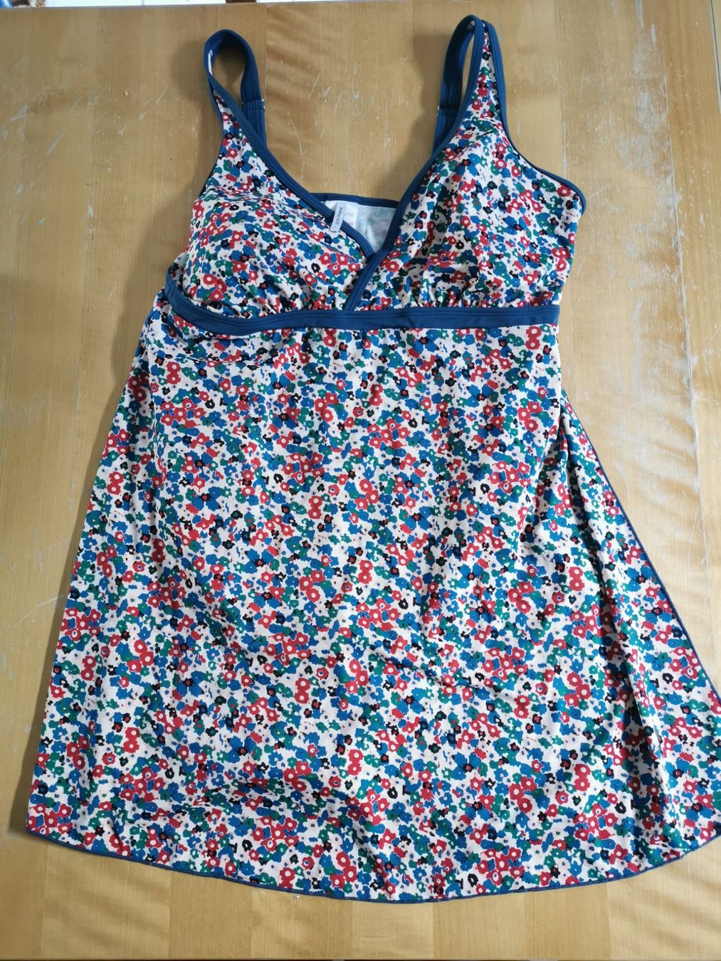 Costumi da bagno & Bikini: Seraphine Schwangerschafts Badekleid Gr. L – Usato da Malix venduto da InkSplotches