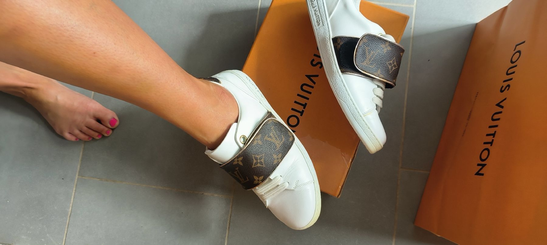 Scarpe da donna: Louis Vuitton Schuhe  – Usato da Beringen venduto da Holly.80 1