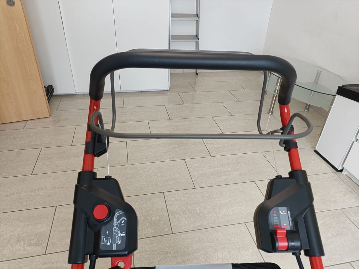Einhell Tagliaerba: Einhell AKKu Rasenmäher  – Nuovo (secondo la descrizione) da Luzern venduto da lilia20 1