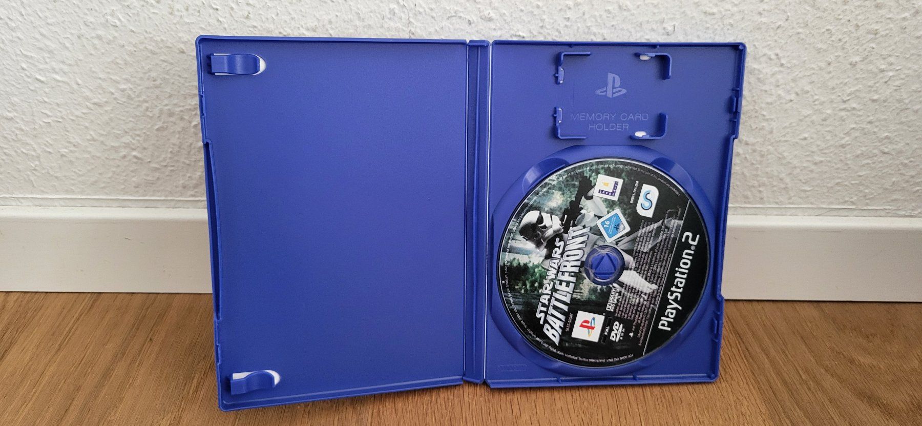 Sony Giochi: PS 2 - Star Wars Battlefront – Usato da Münsingen venduto da DigitaleSpielecke 2
