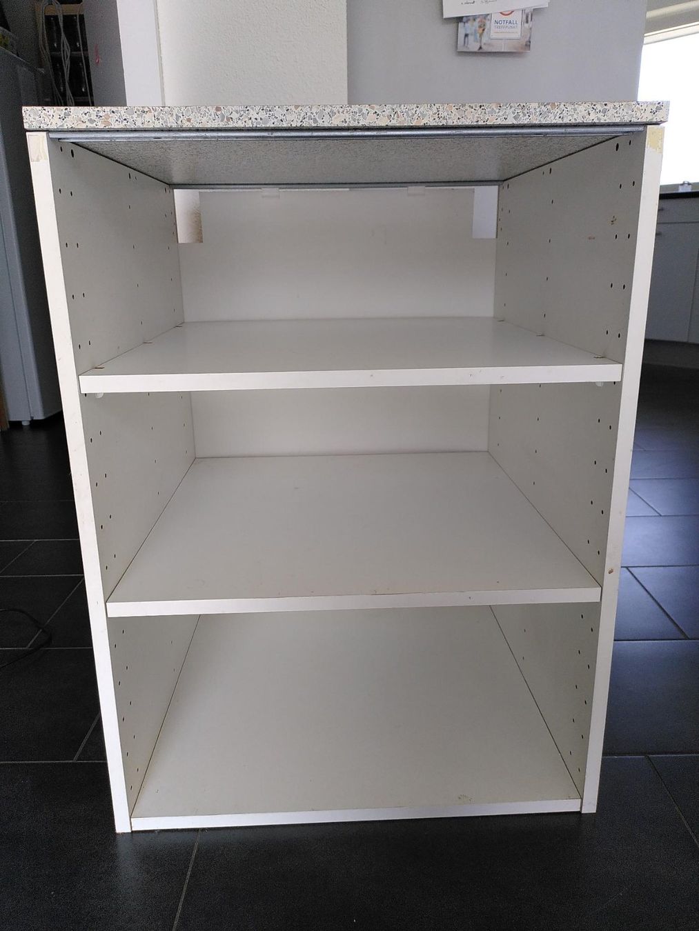 Ikea Scaffali: Ikea-Küchenkasten – Usato da Stans venduto da RomainBlandine 1