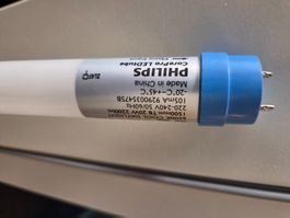 Philips LED-Röhre CorePro T8 1500mm 20W 6500K neu
