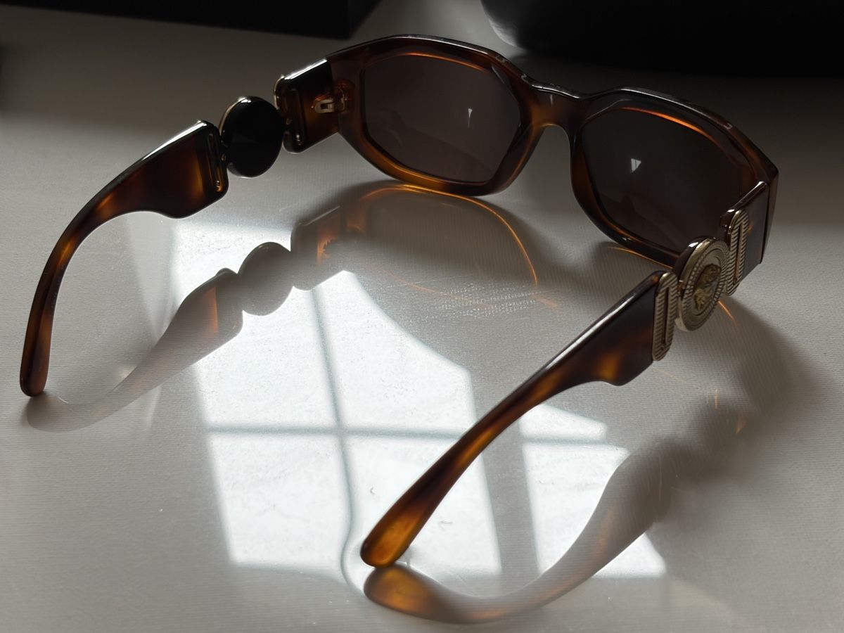 Versace Brillen & Gläser: Versace Medusa Sunglasses – Gebraucht aus Zürich von marameer 6