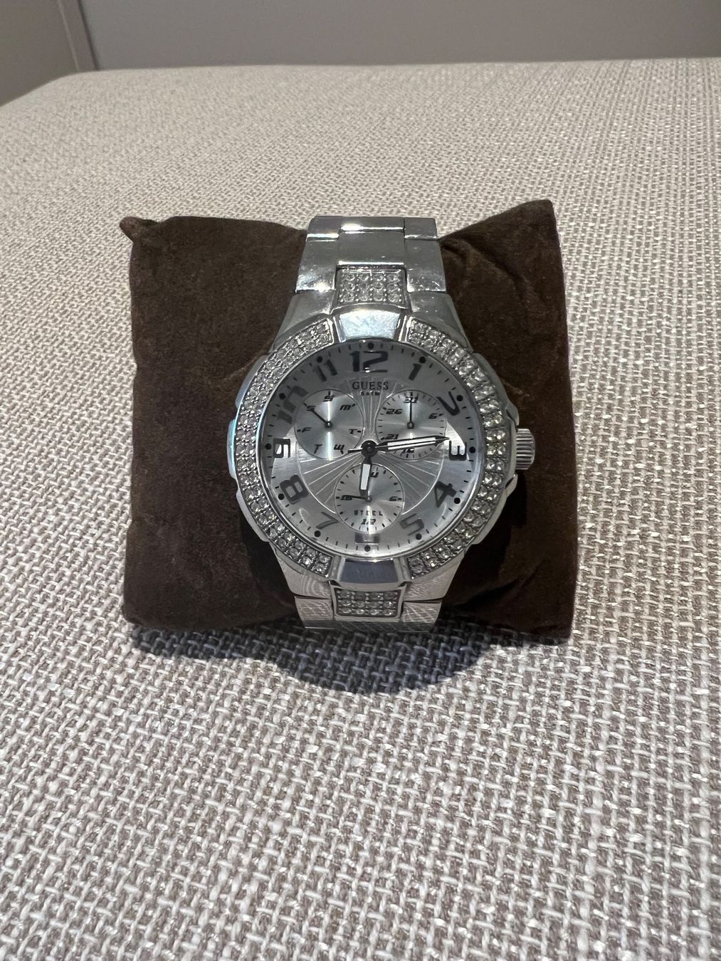 Guess Orologi: Guess Uhr Damen – Usato da Beinwil am See venduto da ellen91