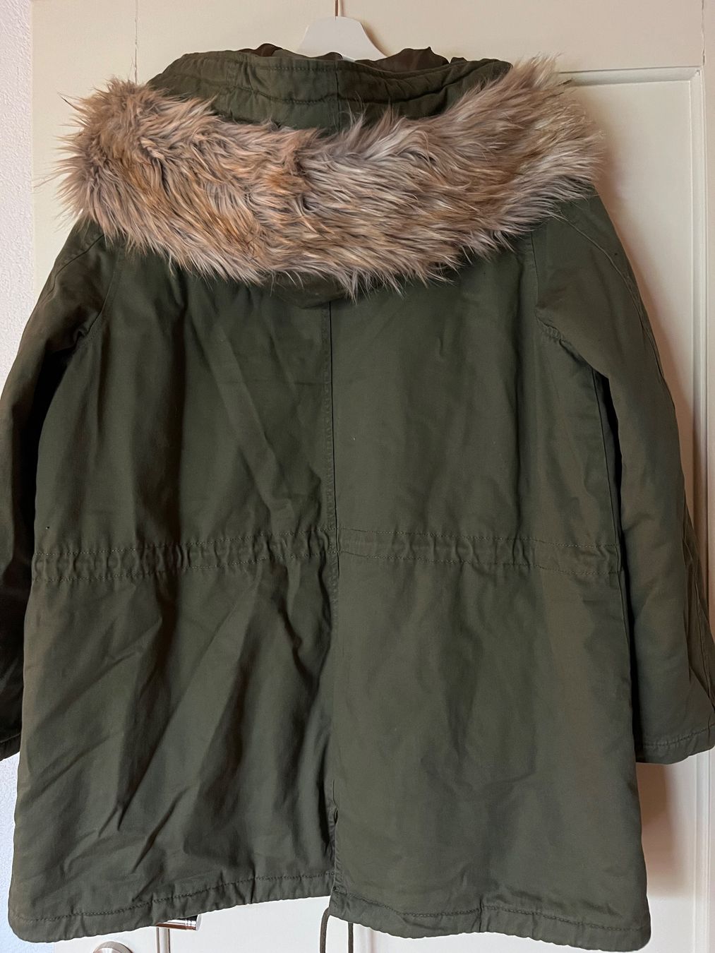 Jacken: Damen-Winterparka Gr. 44 – Gebraucht aus Niederuzwil von Mala 3