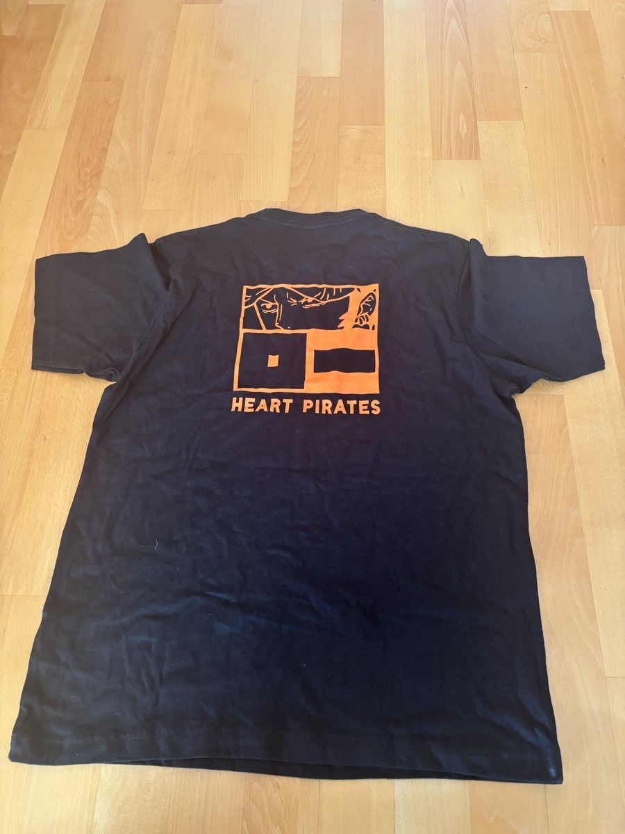 T-shirt: One Piece T-Shirt – Usato da Chexbres venduto da doe_xns6 1