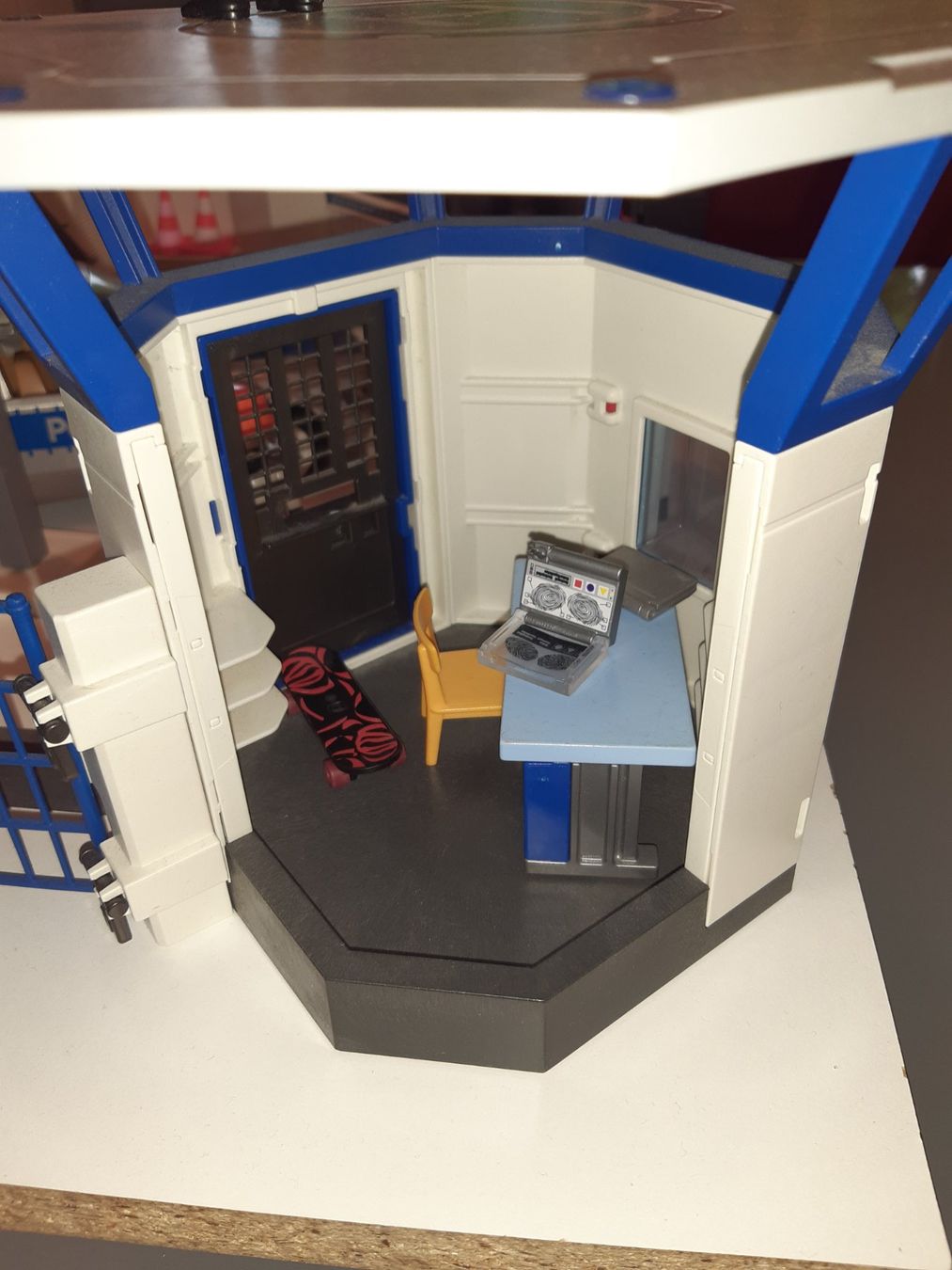 Playmobil Giocattoli: Playmobil Polizeistation – Usato da Cham venduto da Suellen