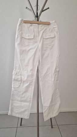 Stylische Brandy Melville Cargo wide-leg weiss, neuwertig