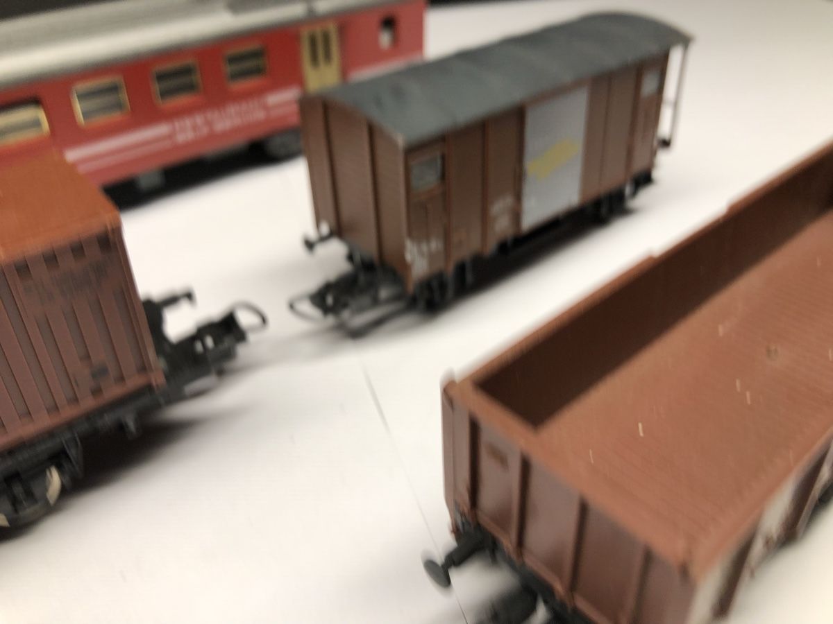 Lima Modellini di ferrovie: Lima 4er Set SBB Wagen Restaurant, Container/Güterwagen – Usato da Zweidlen venduto da Maerliharo_57 5