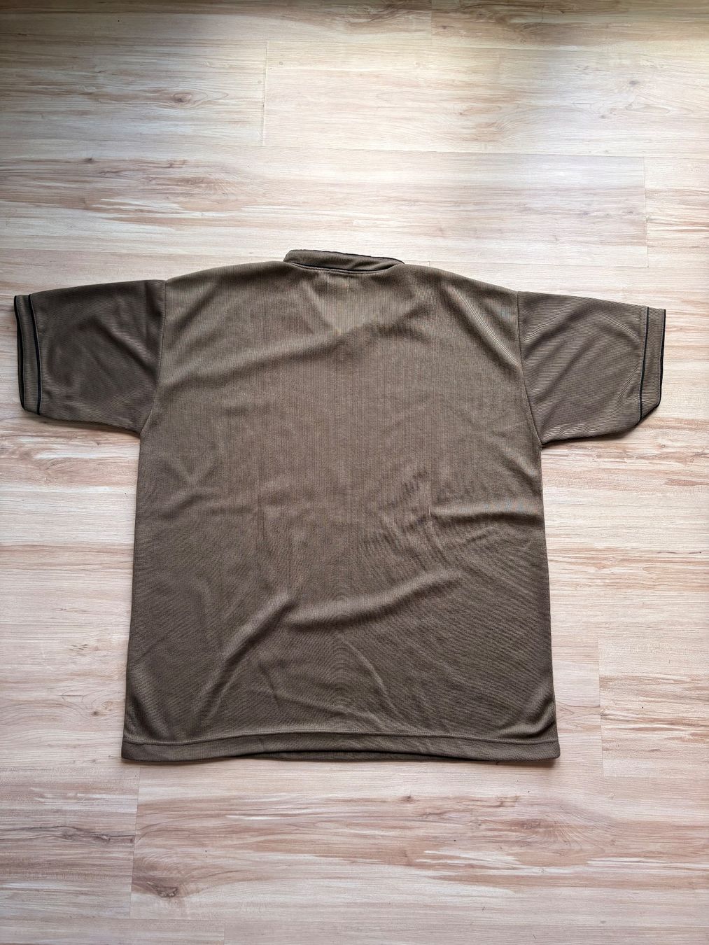 Nike T-shirt: Vintage Nike T-Shirt – Usato da Wigoltingen venduto da _vntg_ 3