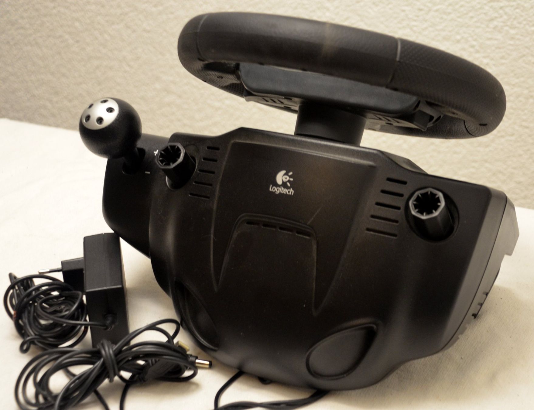 Logitech Controller: Logitech  Drivimg Force Pro UJ11 PS4/ PS3/ Xbox One / PC – Gebraucht aus Collonges von arashee 2