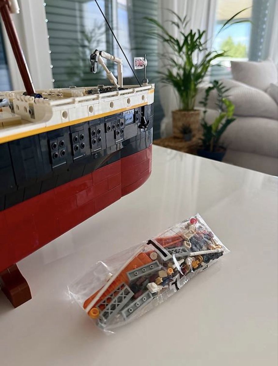 Lego Kit di costruzioni: Lego Titanic zusammengebaut – Nuovo (secondo la descrizione) da Villmergen venduto da Missfaby22 2