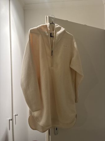 Peak Performance Anorak Pile