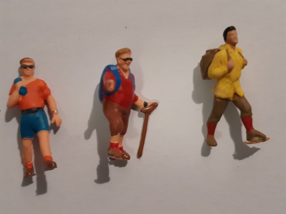 Modelleisenbahnen: Personen H0/H0m 6 Wanderer – Gebraucht aus Thun von Schwarzsee48 2
