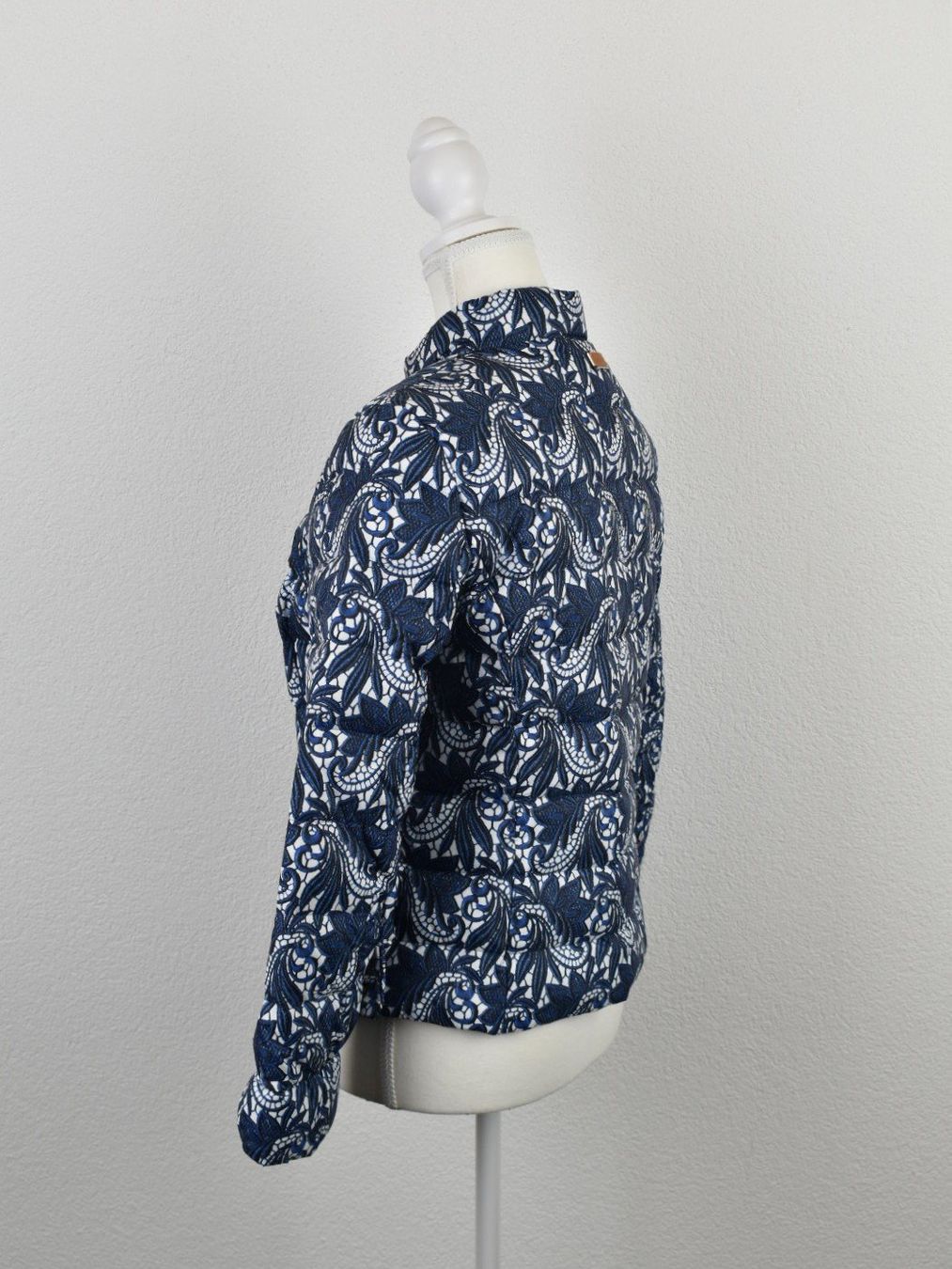 Escada Giacche: Escada leichte Daunenjacke, Gr.36, neuwertig – Nuovo (secondo la descrizione) da Nürensdorf venduto da 2ND_STORY 3
