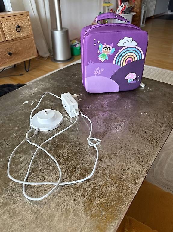 Spielzeuge: Tonibox Transportbox – Gebraucht aus Egg b. Zürich von mst_vnf7