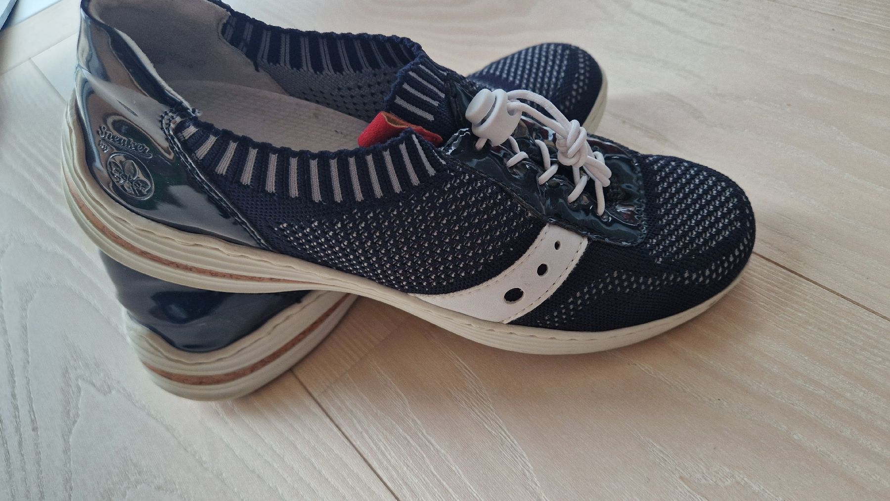 Rieker Scarpe da donna: Rieker Sneaker 41, blau - weiss – Usato da Ipsach venduto da Ella864 1