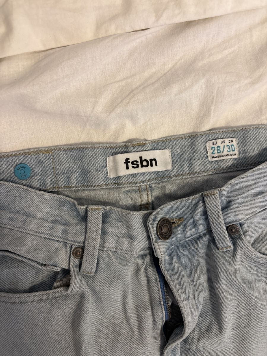 Jeans: Jeans FSBN Grösse 28/30 – Gebraucht aus Münchenstein von FlavioDe 3