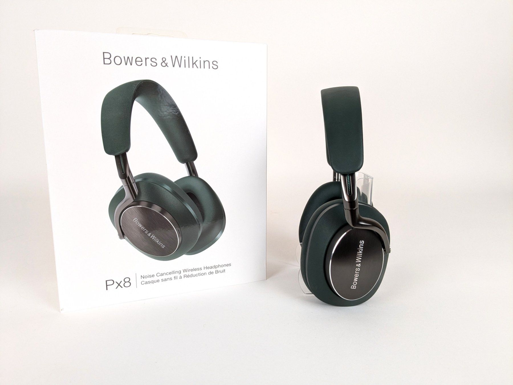 Bowers & Wilkins Cuffie: BOWERS & WILKINS Px8 Kopfhörer – Nuovo (secondo la descrizione) da Thun venduto da Restwert_Thun 1