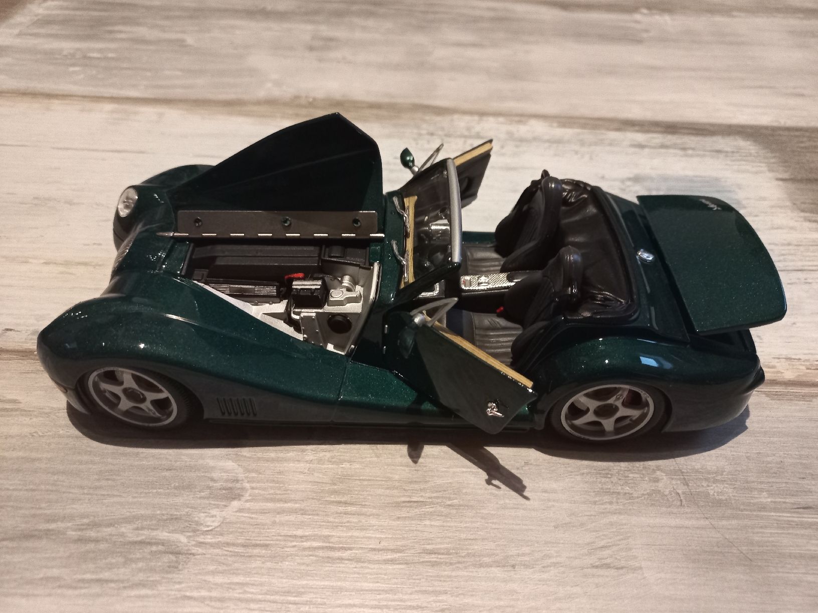Maisto Voitures modèles: Morgan Aero 1/18 Maisto – D'occasion à Attalens par remy_s00 4