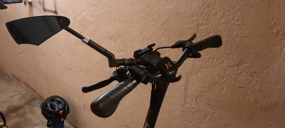 Kickboard: Trottinette électrique Hikerboy chromé – Usato da Lausanne venduto da DubiLetto 8
