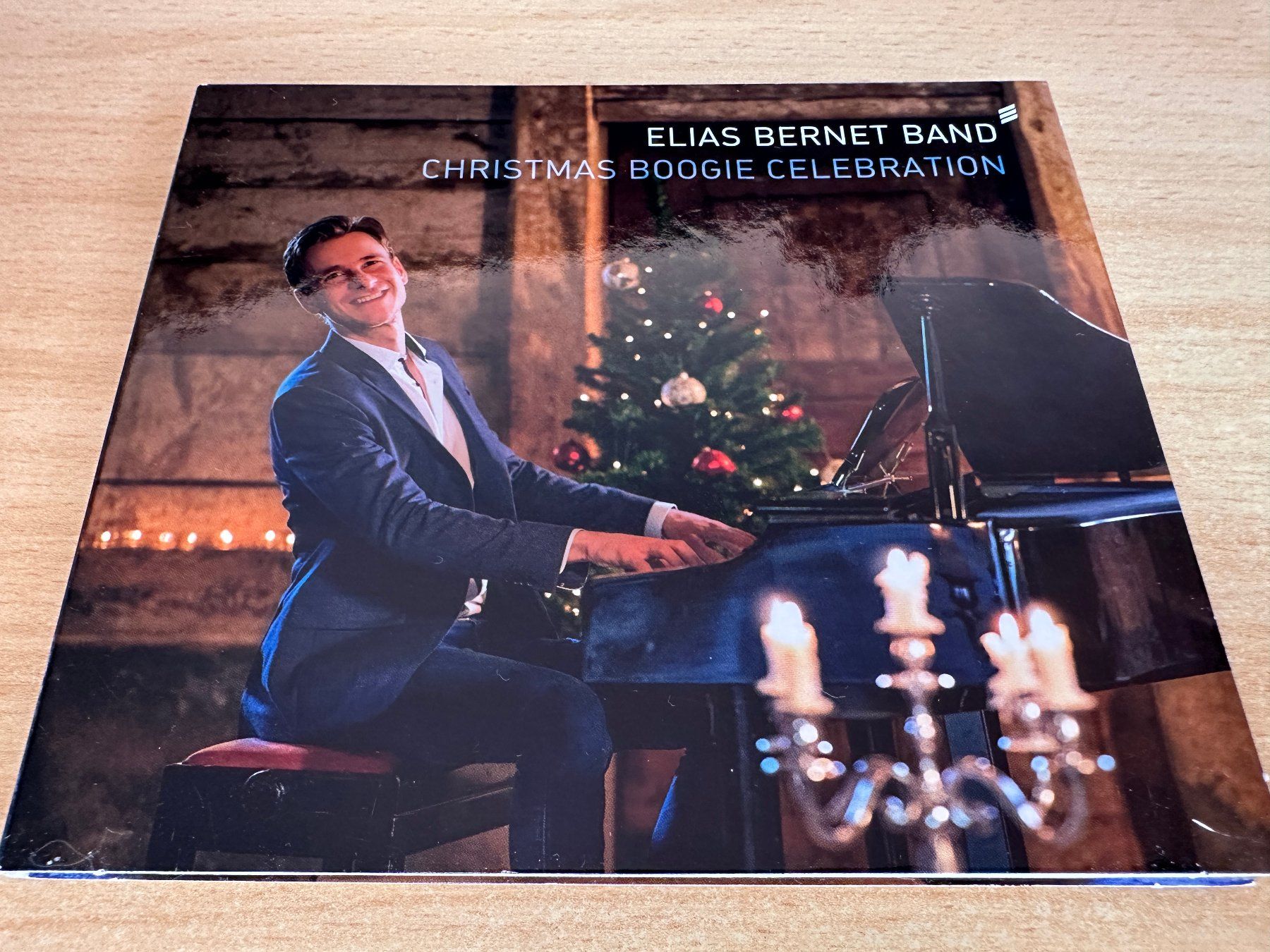 CD: Elias Bernet Band - Christmas Boogie Celebration – Usato da Rikon im Tösstal venduto da Alpenmutz