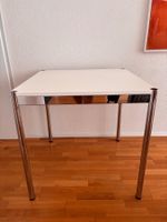 USM Haller Tisch 75 × 75 cm – Weiss