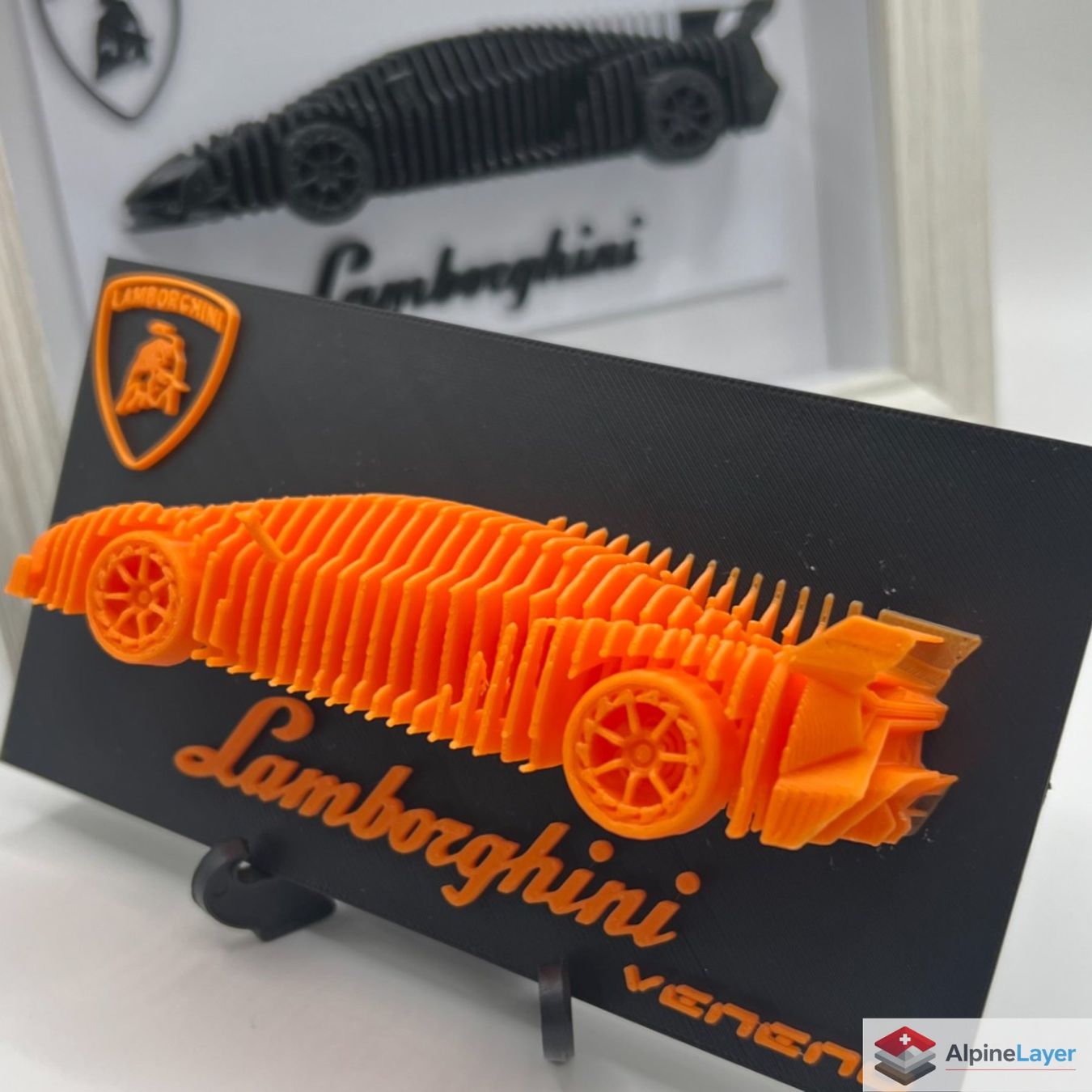 Figuren: Lamborghini Veneno Layered 3D Printed Sculpture Black – Neu (gemäss Beschreibung) aus Losone von AlpineLayer 2