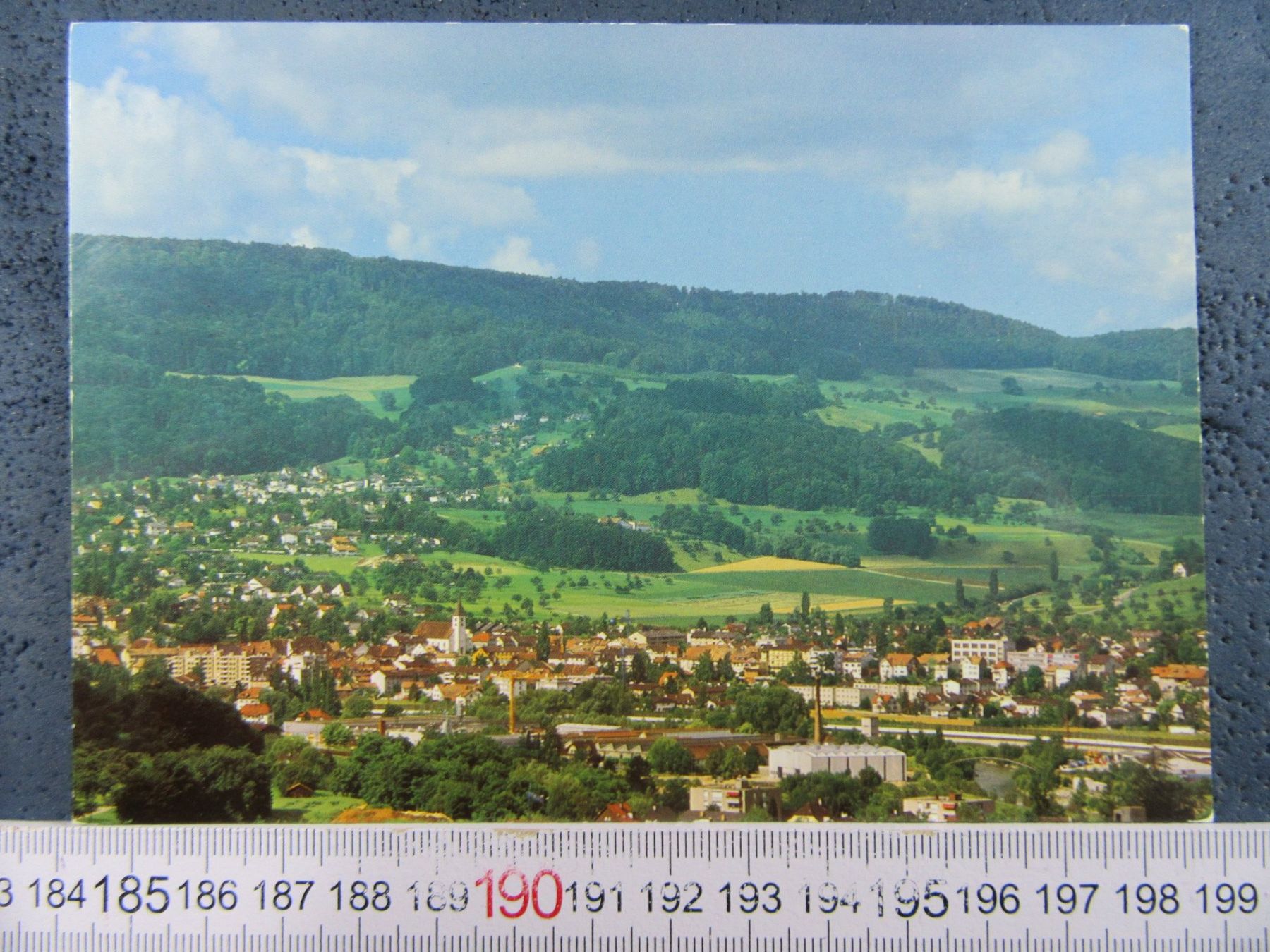 Cartoline postali: AESCH BL AK WEINDORF + PFEFFINGER BERMATTE – Usato da Ettingen venduto da Hausi4711
