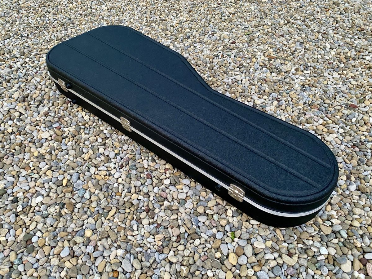 Strumenti musicali: Hiscox Liteflite Case für Gibson SG – Usato da Winterthur venduto da Crazycorner 4