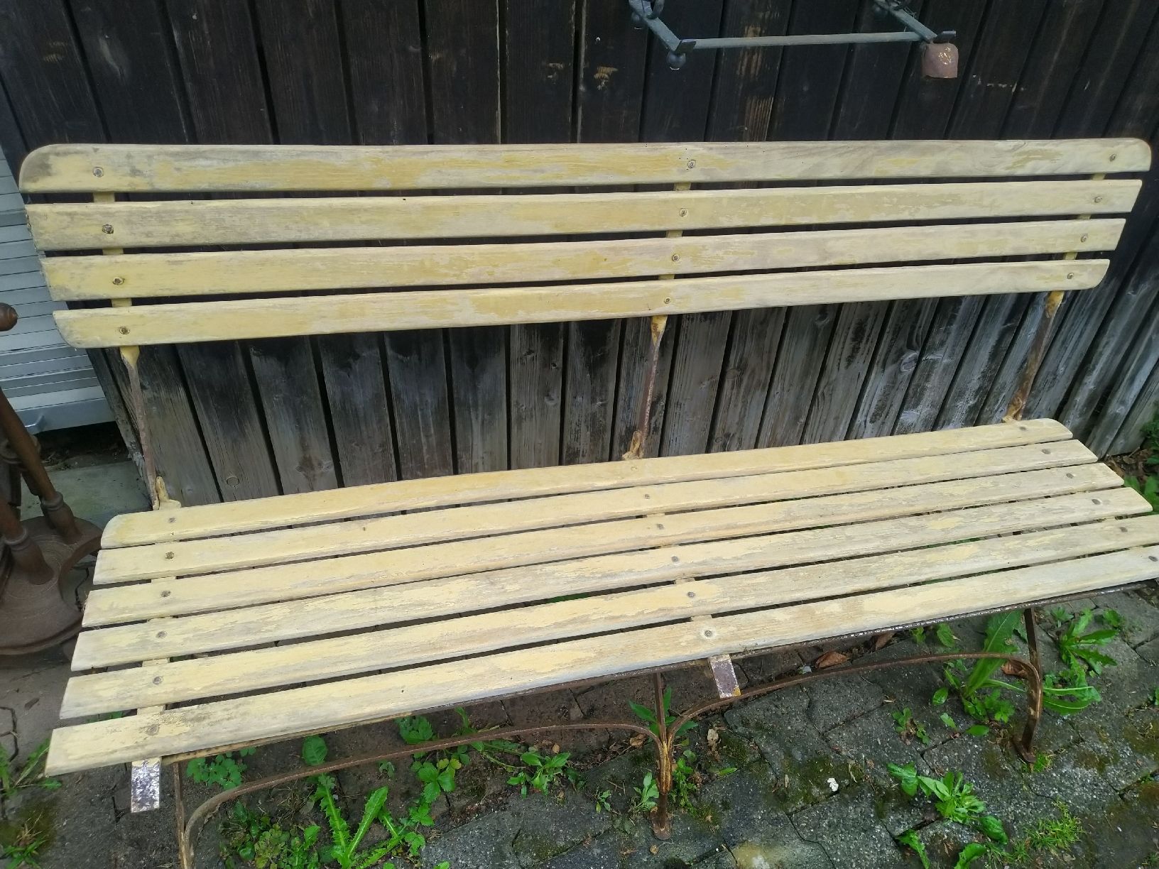 Panchine: Antiker Gartenbank Rest.Objekt – Difettoso da Weggis venduto da cherry2000 4