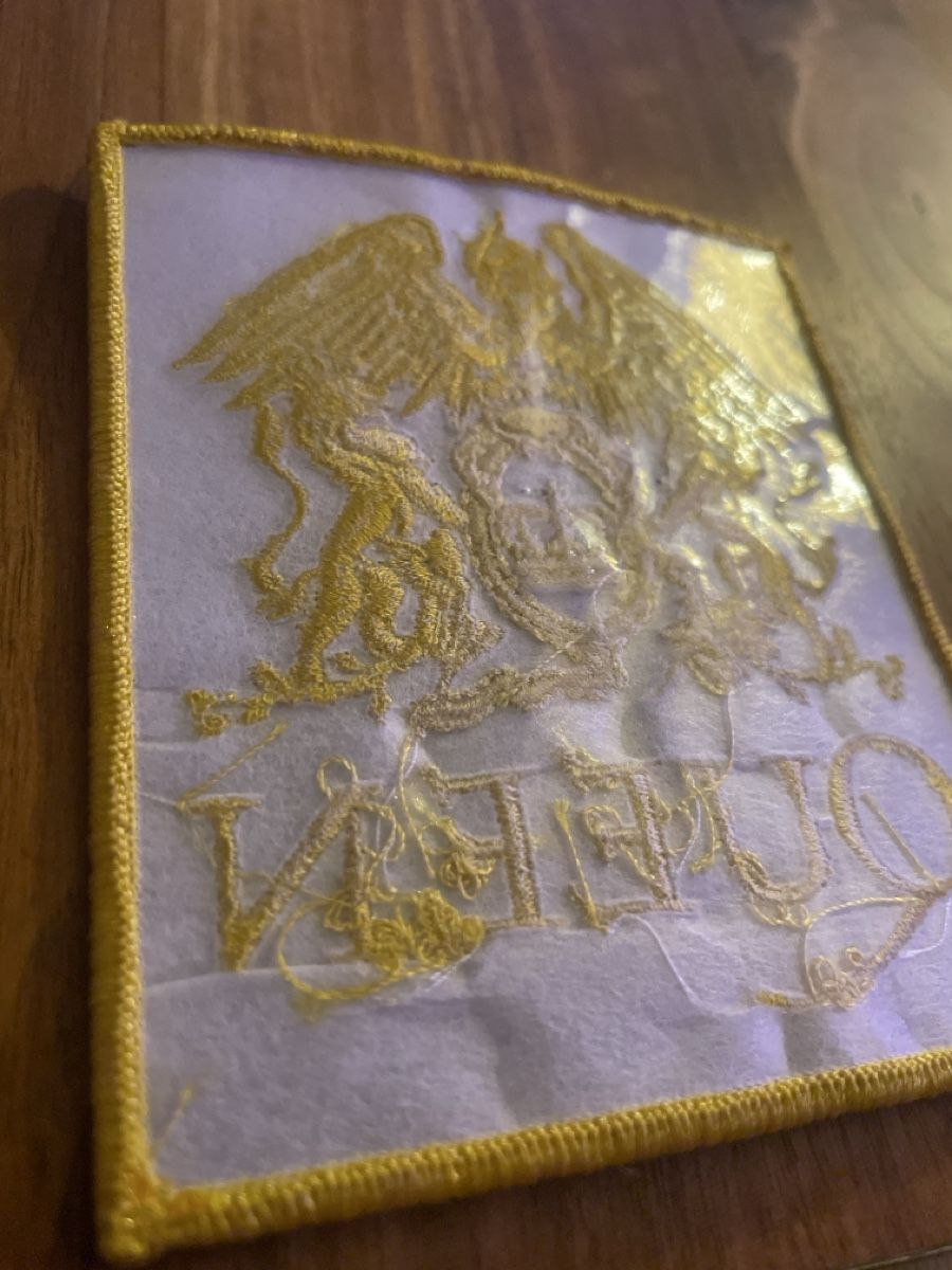 Toppe: Patch Queen – Nuovo (secondo la descrizione) da Schaffhausen venduto da Yavin 3